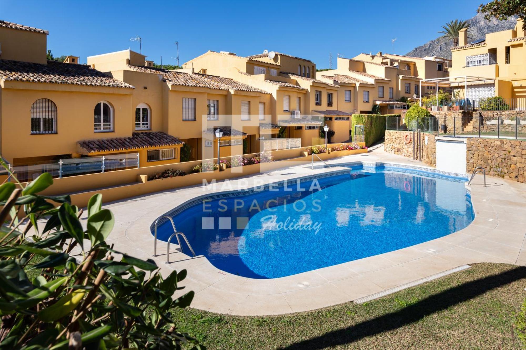 Vakantiehuis Town House 3 Beds In The Center Of